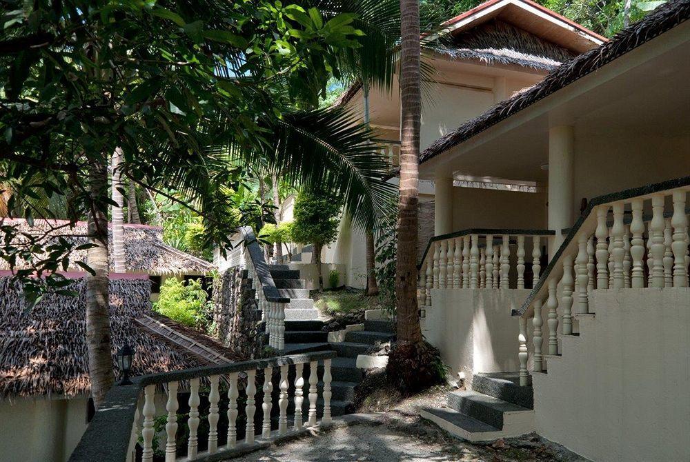 Easy Diving And Beach Resort Sipalay Exterior photo