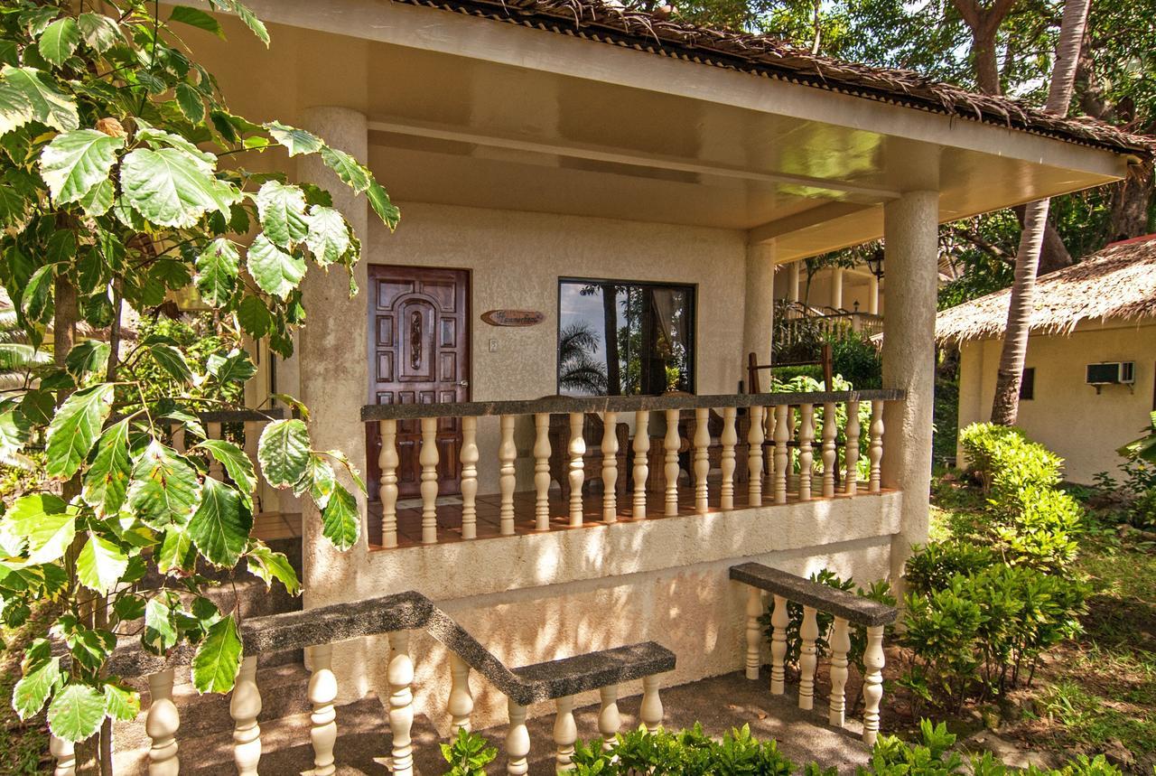 Easy Diving And Beach Resort Sipalay Exterior photo