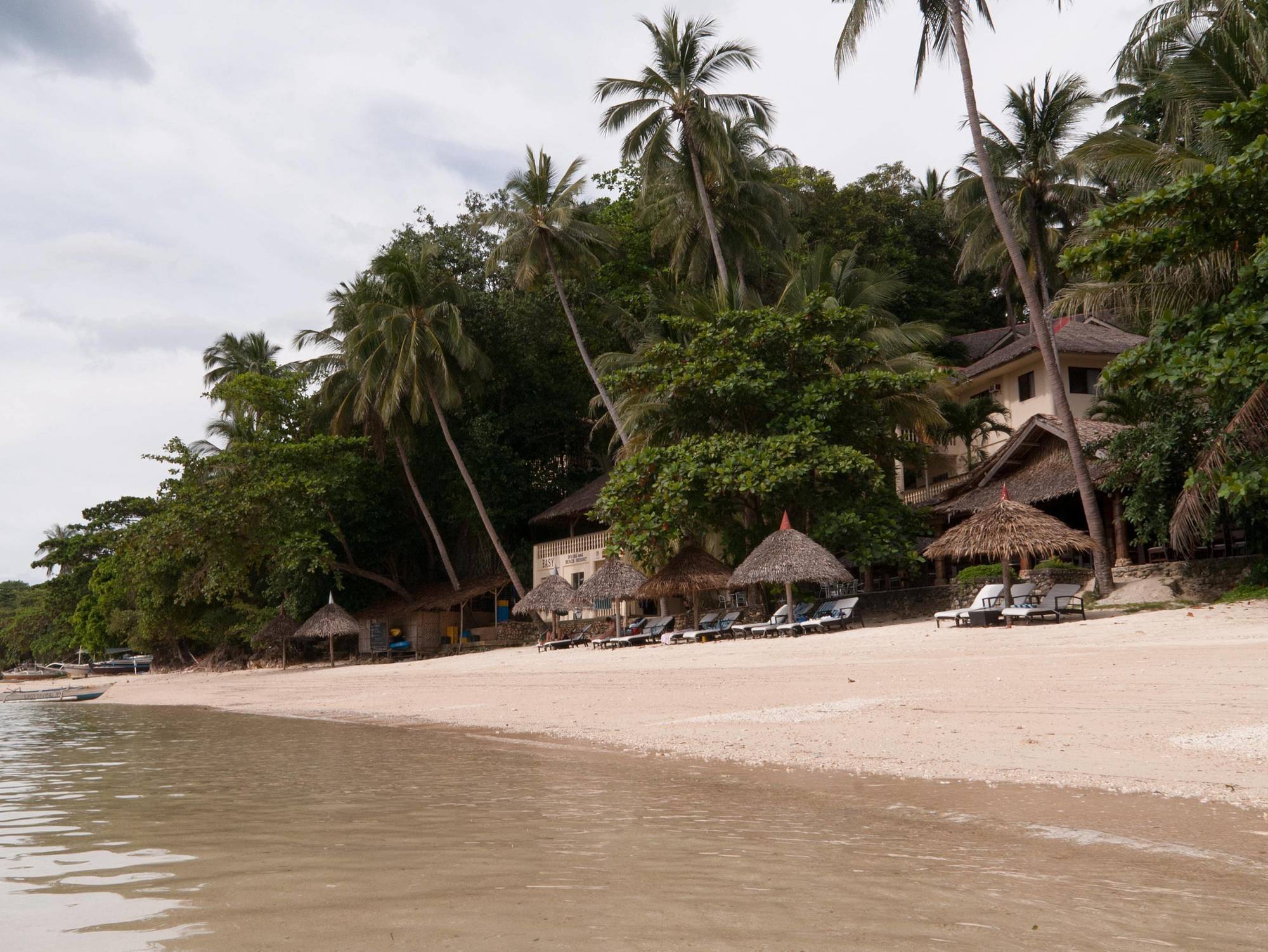 Easy Diving And Beach Resort Sipalay Exterior photo